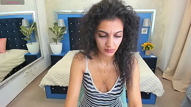 Yasminehot online show from 12-03-25, 08:14