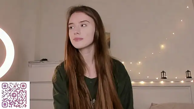 AmyForYouu online show from 12-18-25, 01:00