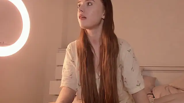 AmyForYouu online show from 12-01-25, 09:04