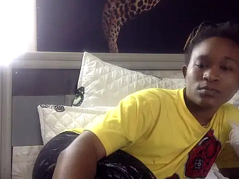JuicyEbonyGoddess online show from 04-04-26, 12:01