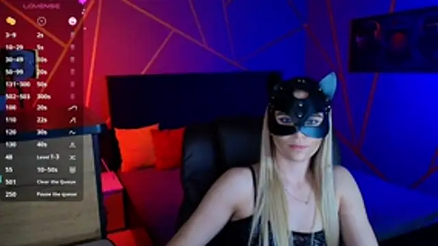 Snapshot of _Sweet__Cat_ chatting on 12-19-25, 04:31 Sweet Cat online show from 12-19-25, 04:31