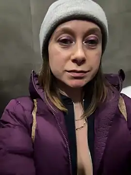 Brooke lover online show from 02-22-26, 07:00