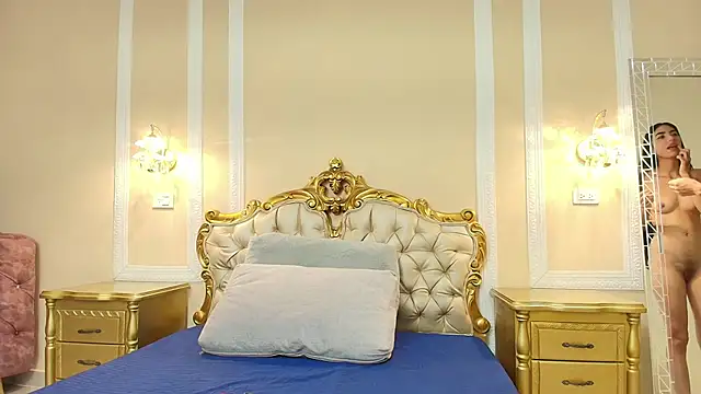 HallieStone online show from 02-19-26, 01:19