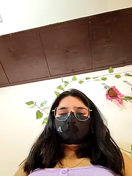 Sexolinaa online show from 05-25-26, 06:01