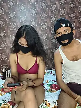 Snapshot of Sexy_komal02 chatting on 05-31-26, 03:40 Sexy komal02 online show from 05-31-26, 03:40