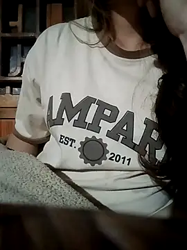 NariShow online show from 12-18-25, 04:00