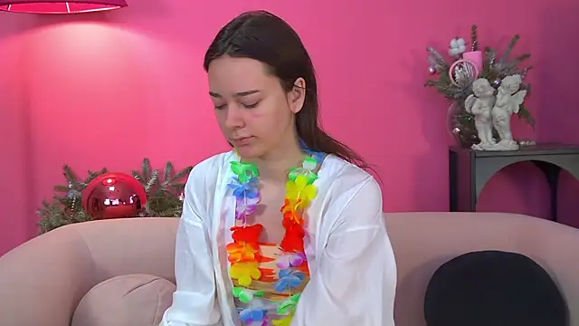 LilyLanes online show from 01-12-26, 07:37