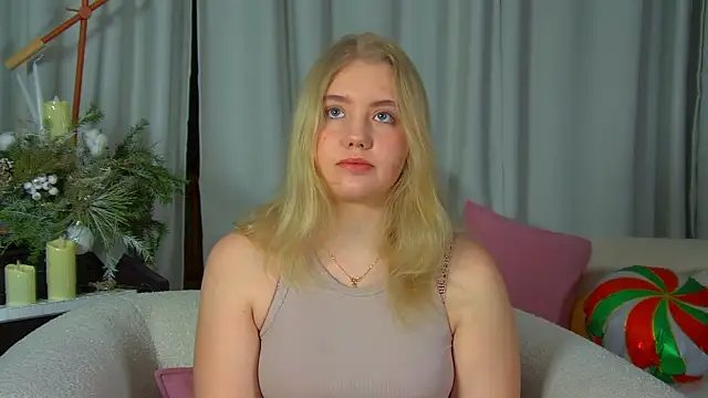 Snapshot of EmilyEvanse chatting on 01-13-26, 06:17 EmilyEvanse online show from 01-13-26, 06:17