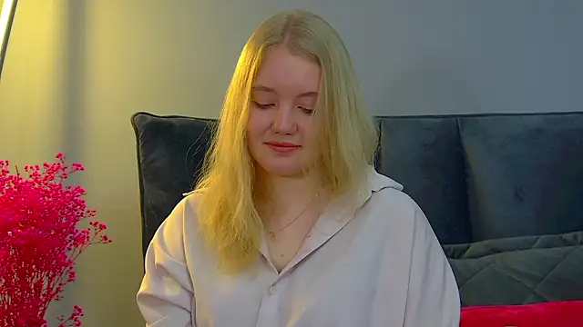 Snapshot of EmilyEvanse chatting on 02-01-26, 06:33 EmilyEvanse online show from 02-01-26, 06:33