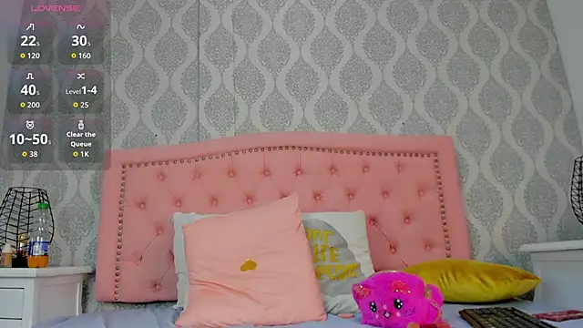 emma scott 7 online show from 03-29-26, 11:34