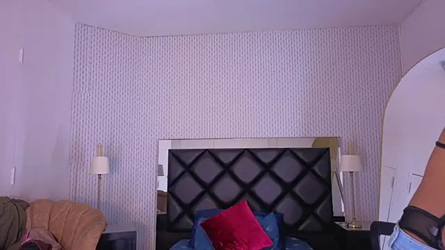 megan lenon online show from 12-20-25, 07:28