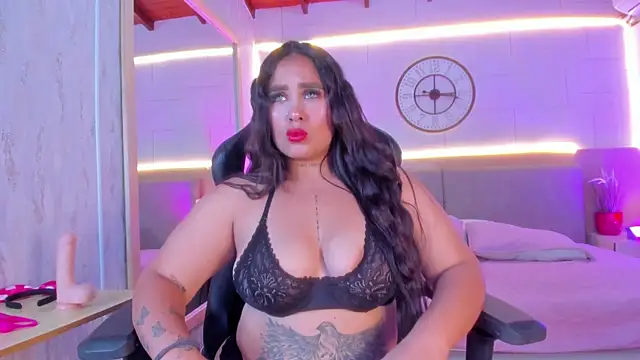 Julietaa 1 online show from 12-04-25, 07:46