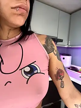 SaraAndrade  online show from 04-08-26, 03:35
