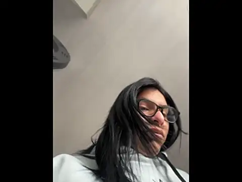 SaraAndrade  online show from 01-09-26, 03:52