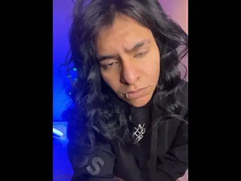 SaraAndrade  online show from 01-17-26, 01:58