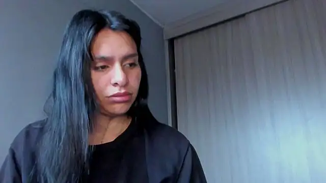 SaraAndrade  online show from 07-09-26, 11:53