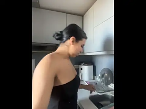 SaraAndrade  online show from 01-07-26, 01:05