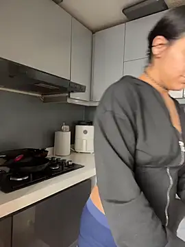 SaraAndrade  online show from 02-14-26, 03:56