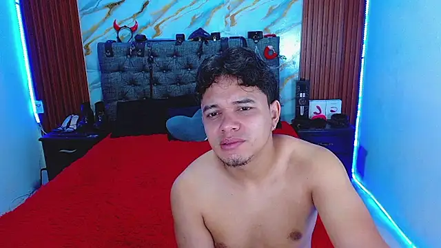 Meryandcris online show from 03-29-26, 06:48