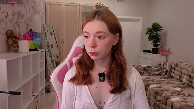 Snapshot of eva_aria chatting on 07-08-26, 04:35 eva aria online show from 07-08-26, 04:35