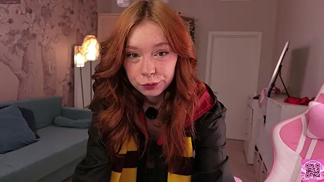 eva aria online show from 04-28-26, 01:48