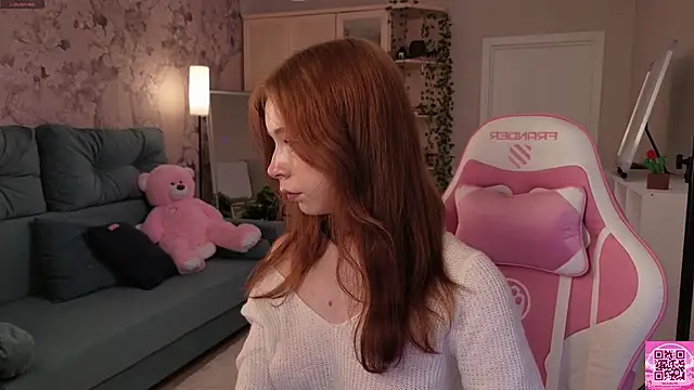 eva aria online show from 03-22-26, 07:59