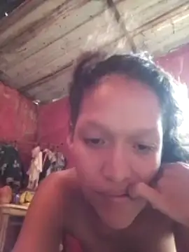 Snapshot of rachelbunny_and_kevin chatting on 02-11-26, 04:40 rachelbunny and kevin online show from 02-11-26, 04:40