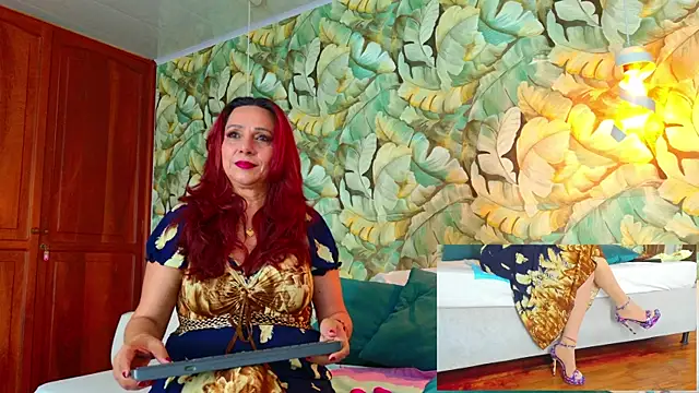 Snapshot of Madame_Angelic_1 chatting on 07-16-26, 04:09 Madame Angelic 1 online show from 07-16-26, 04:09