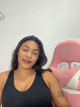 Laurapocahontas online show from 11-27-25, 12:22