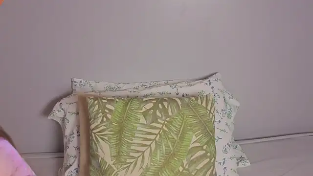amyvans  online show from 08-04-26, 09:19