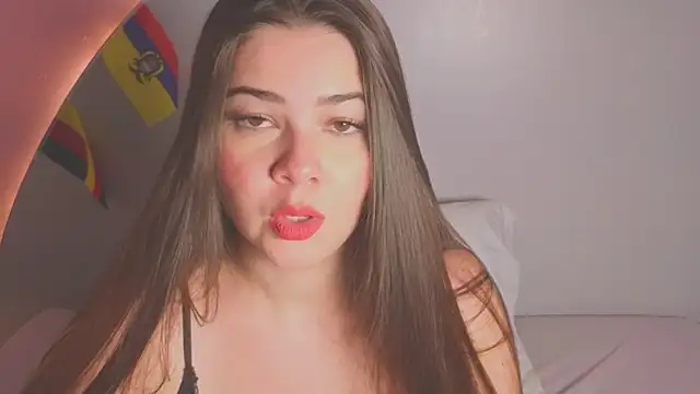 amyvans  online show from 06-24-26, 08:39