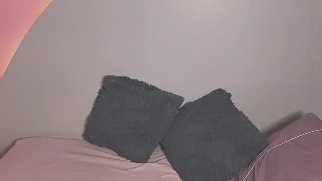 amyvans  online show from 05-16-26, 01:48