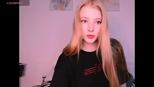  Milana Sparkl75  online show from 01-08-26, 10:32