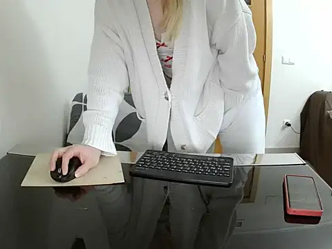 Adelyxveex online show from 12-05-25, 12:43