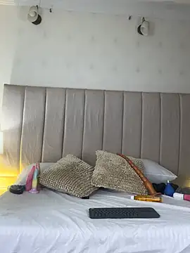 cata muakgb online show from 02-24-26, 03:57