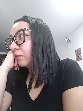 veronica lx online show from 11-25-25, 09:26