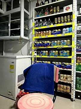 OliverWest04 online show from 12-05-25, 06:56