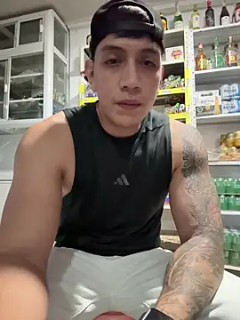 OliverWest04 online show from 04-10-26, 12:39