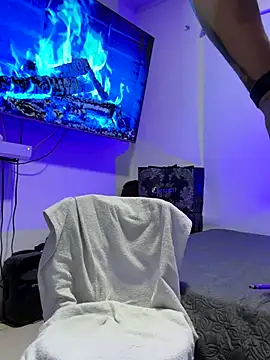 OliverWest04 online show from 12-02-25, 07:32