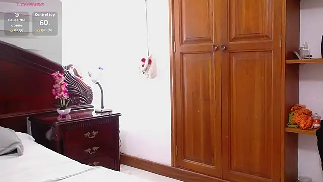 jacko Charlotte online show from 11-26-25, 11:05