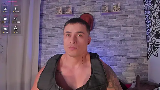 Snapshot of connorsmithvip chatting on 11-25-25, 10:32 connorsmithvip online show from 11-25-25, 10:32