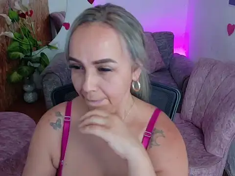 Aunty milf online show from 02-05-26, 08:04