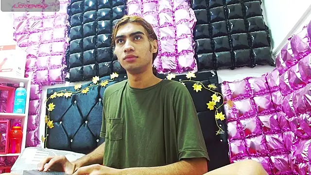 andresdark 07 online show from 11-28-25, 03:17