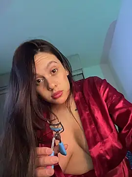 Snapshot of Samantafoxx_ chatting on 02-01-26, 01:37 Samantafoxx online show from 02-01-26, 01:37