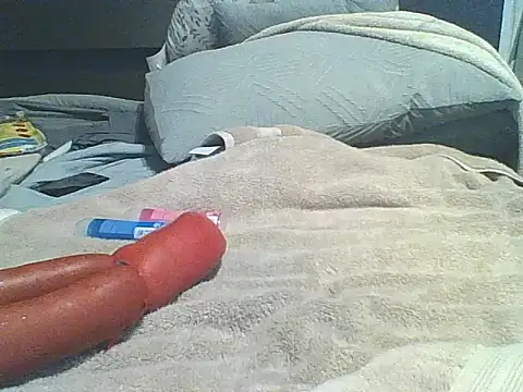 xxxenzo1 online show from 11-01-25, 02:51