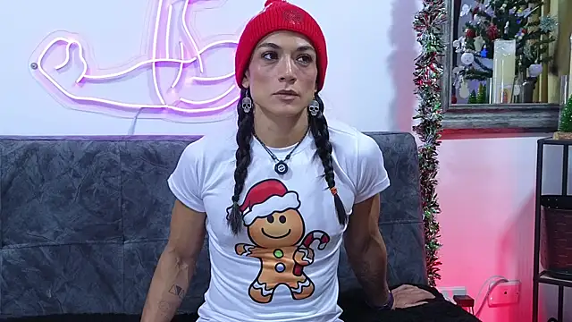 MightyLaura1 online show from 12-22-25, 11:16