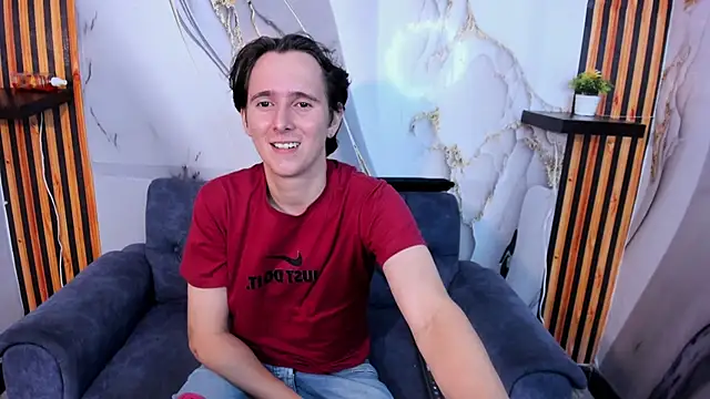 Aaron LatinMen2 online show from 11-25-25, 03:40