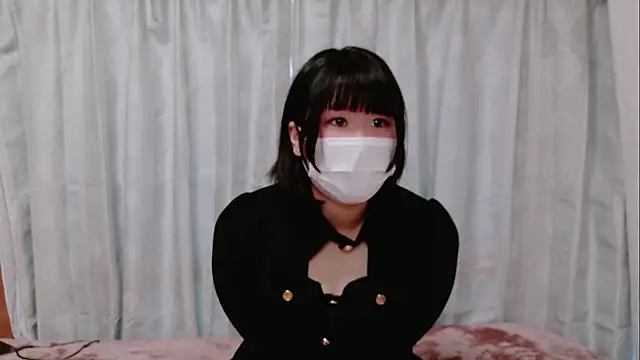 Snapshot of ayaka_257 chatting on 12-04-25, 12:20 ayaka 257 online show from 12-04-25, 12:20