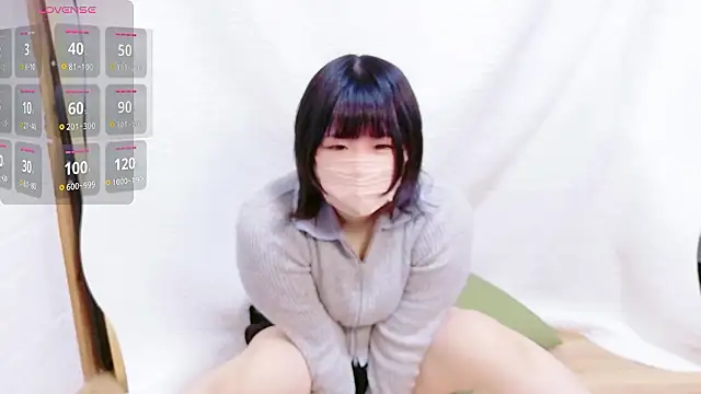 Snapshot of ayaka_257 chatting on 12-21-25, 01:30 ayaka 257 online show from 12-21-25, 01:30