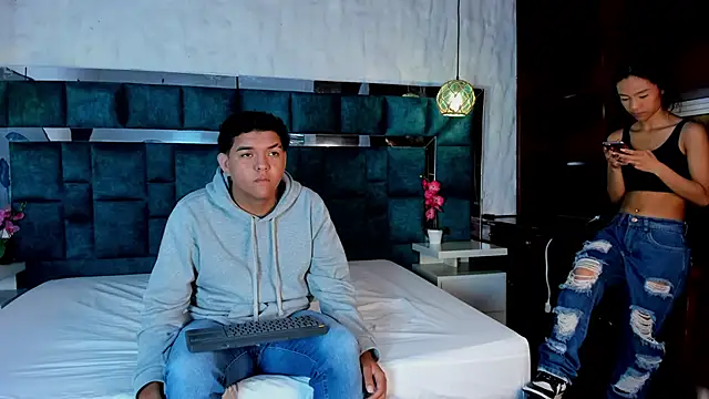  bonnyandclyde online show from 03-03-26, 11:50